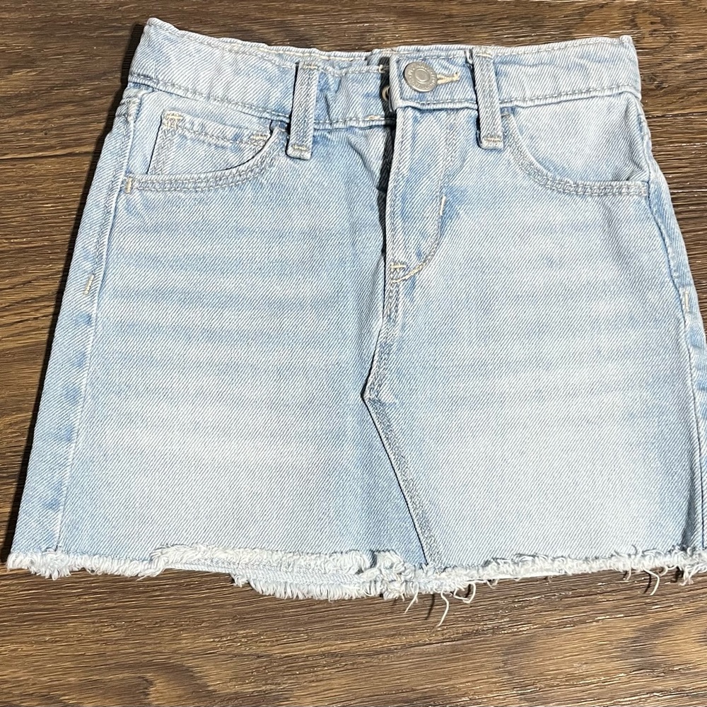 Preloved-OLDNAVY Toddler Girl Light Wash Jean Skirt with Adjustable Waist